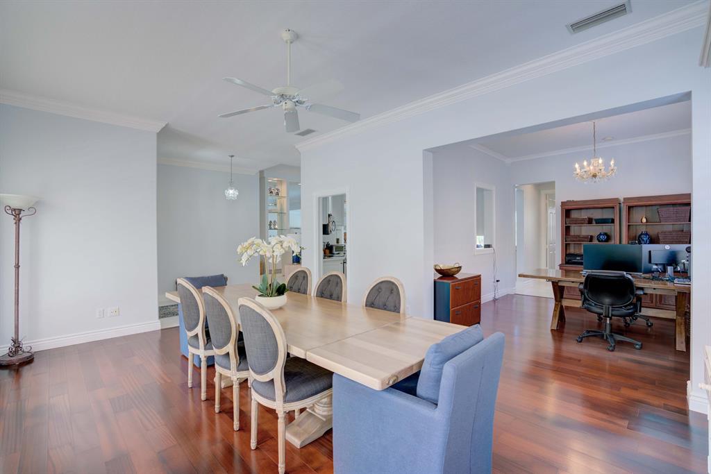 8573 SE Nicolete Lane