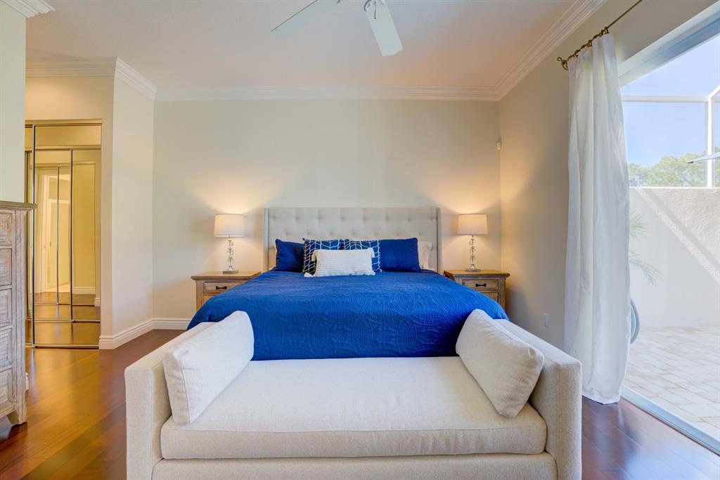 8573 SE Nicolete Lane