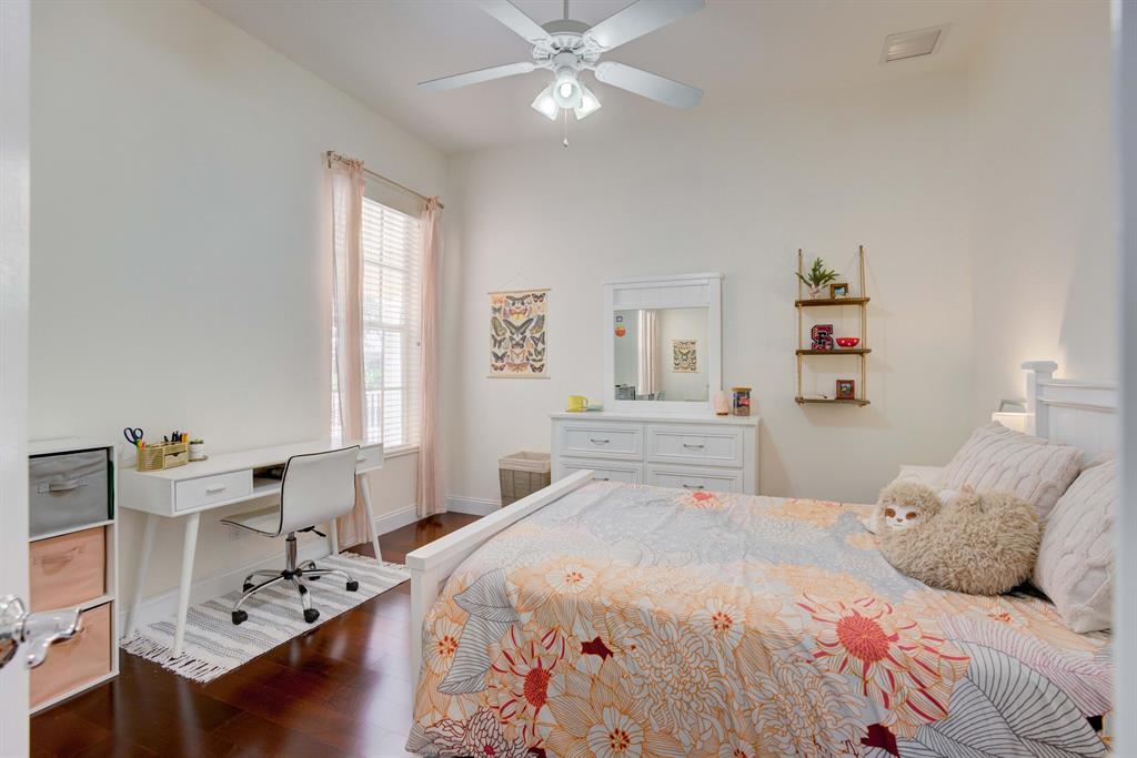 8573 SE Nicolete Lane