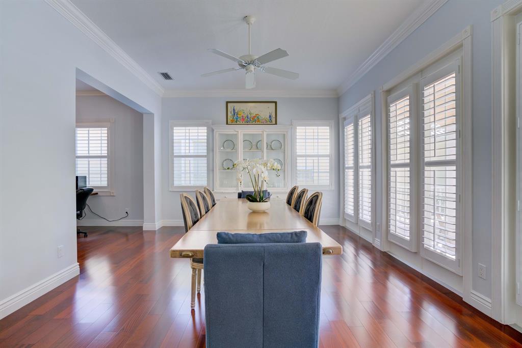 8573 SE Nicolete Lane