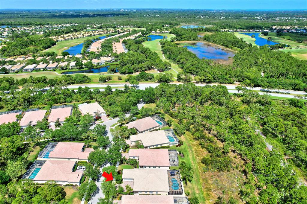 8573 SE Nicolete Lane