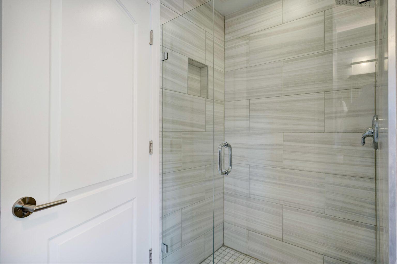 141 Pine Hill Trail W