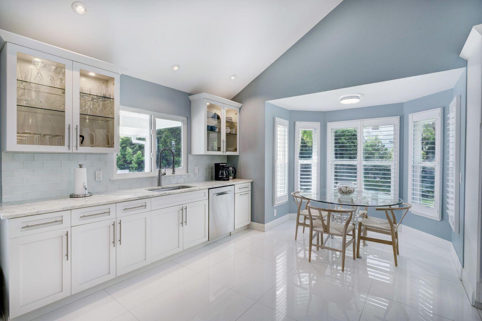 141 Pine Hill Trail W