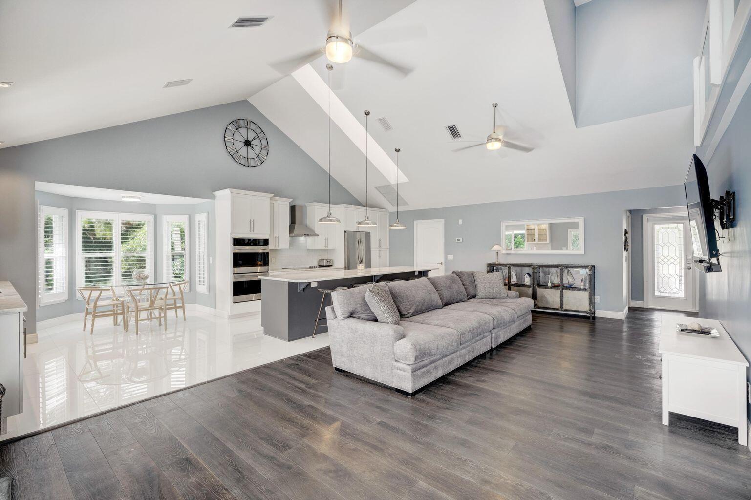 141 Pine Hill Trail W