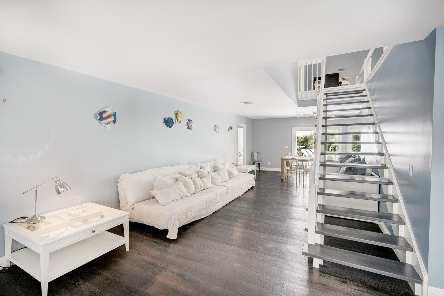 141 Pine Hill Trail W