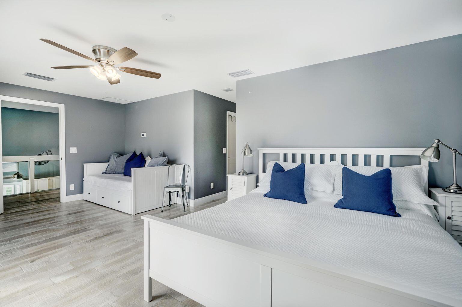 141 Pine Hill Trail W