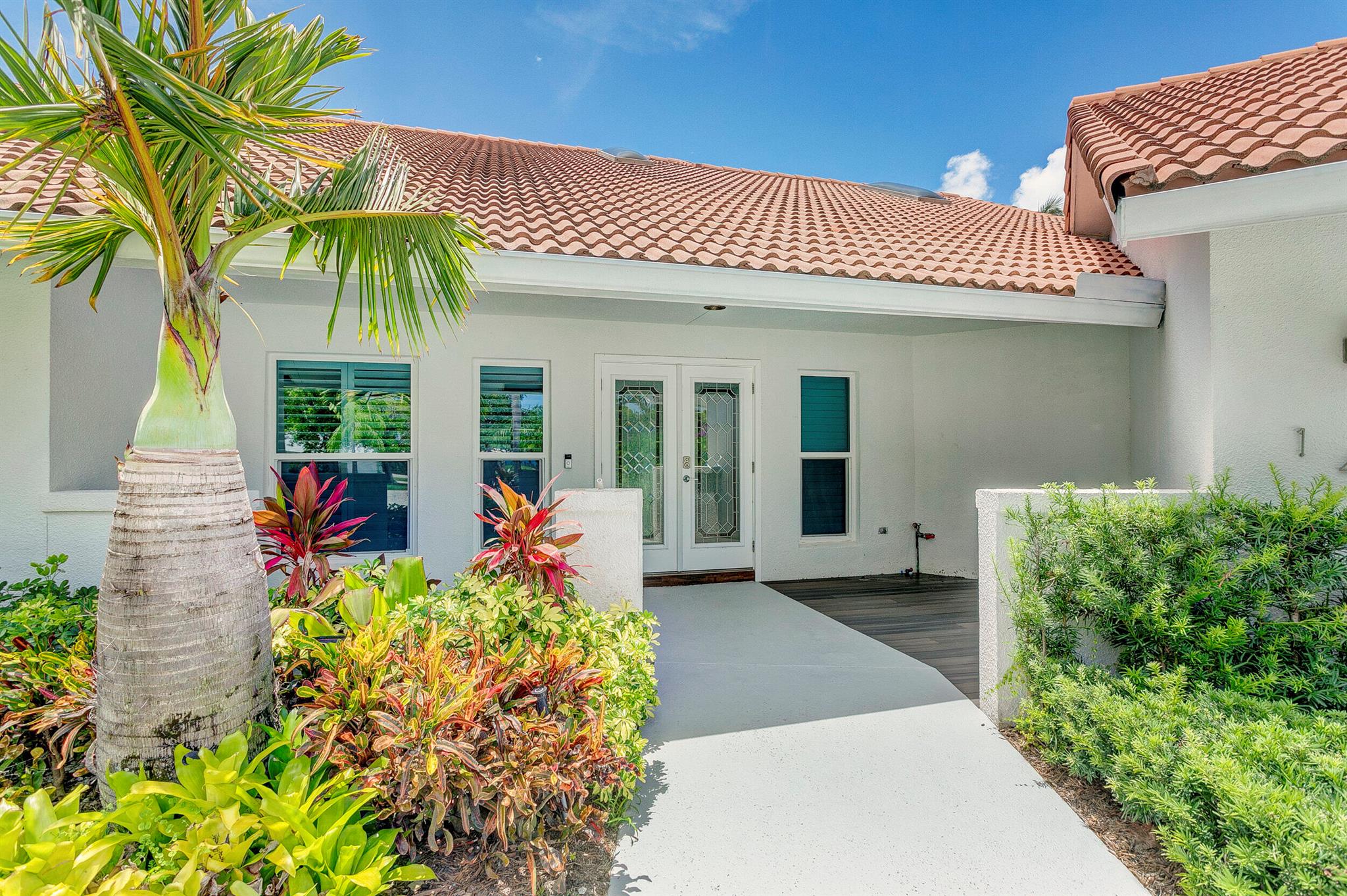 141 Pine Hill Trail W