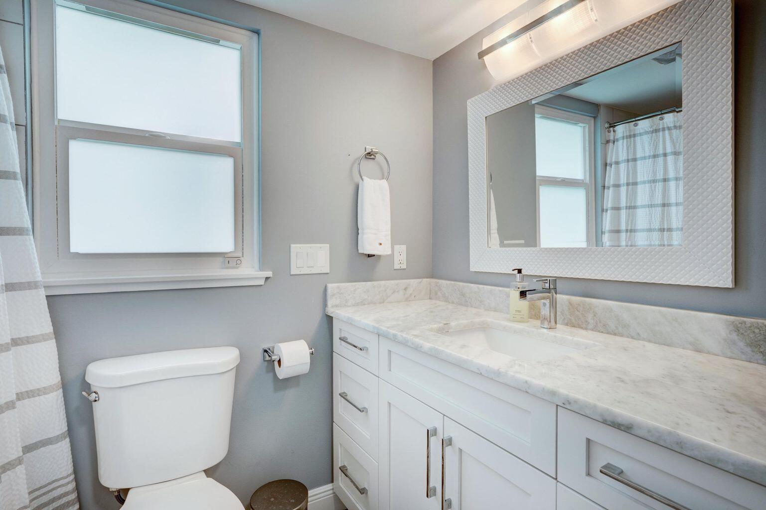 141 Pine Hill Trail W