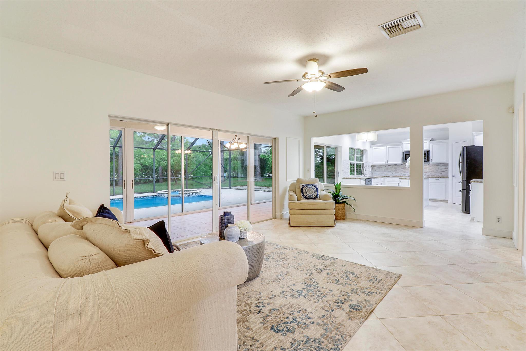 12901 Marsh Pointe Way