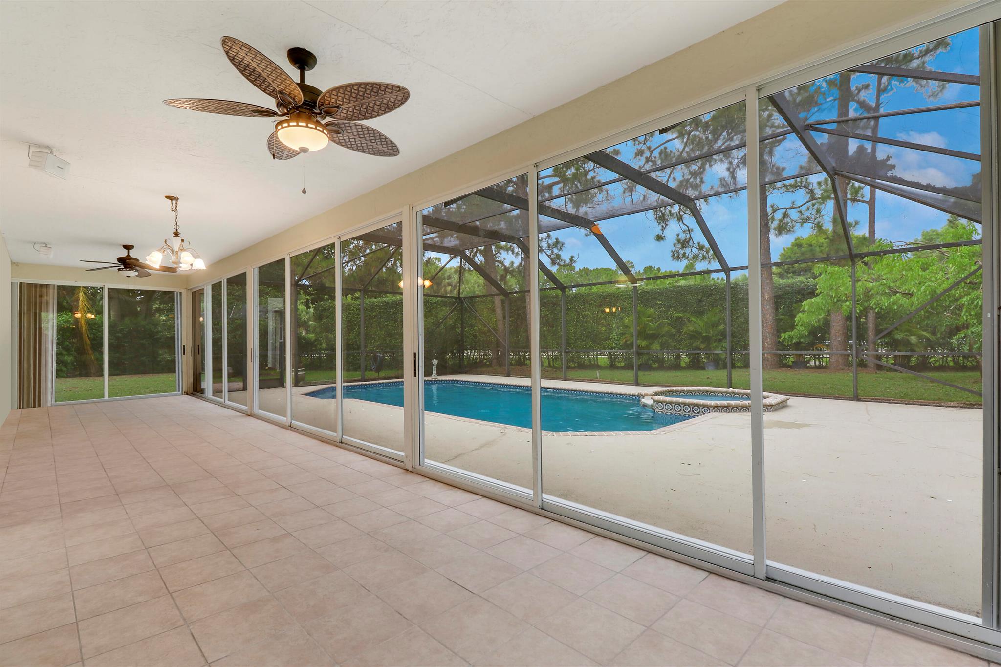 12901 Marsh Pointe Way