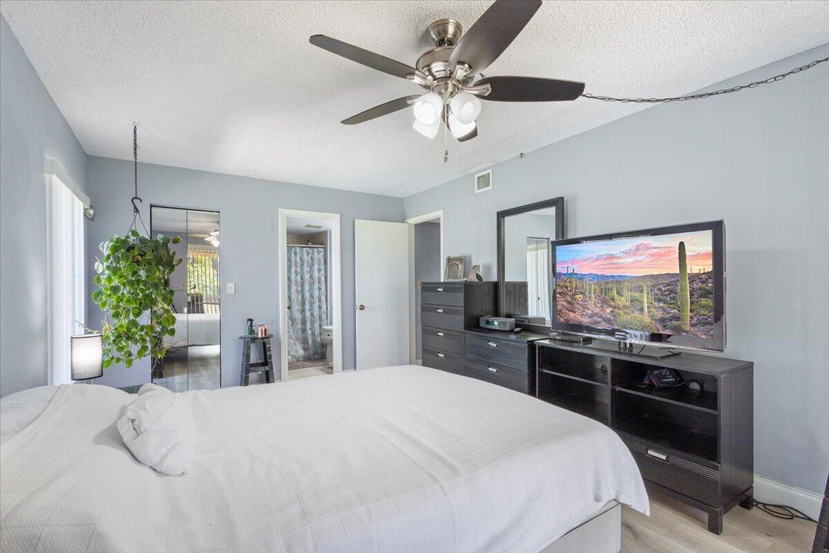 6559 Chasewood Drive C