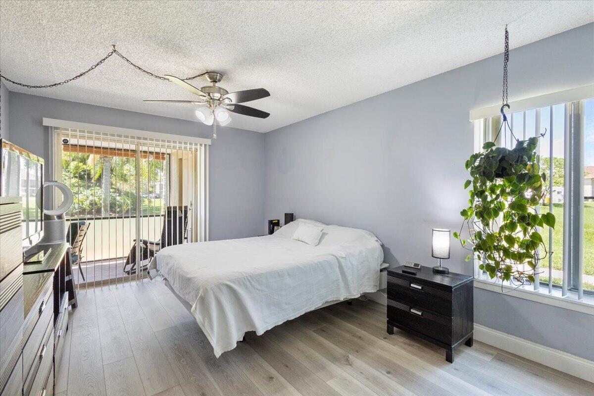 6559 Chasewood Drive C