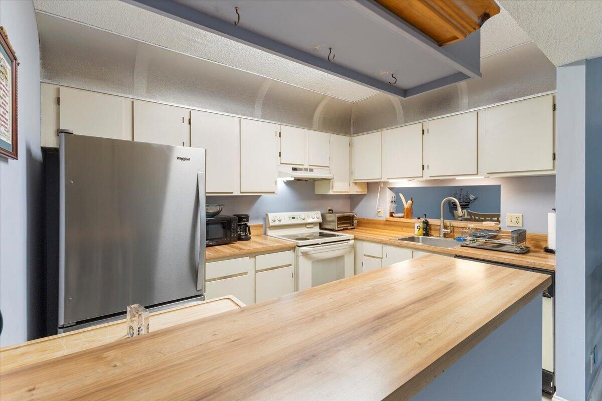 6559 Chasewood Drive C