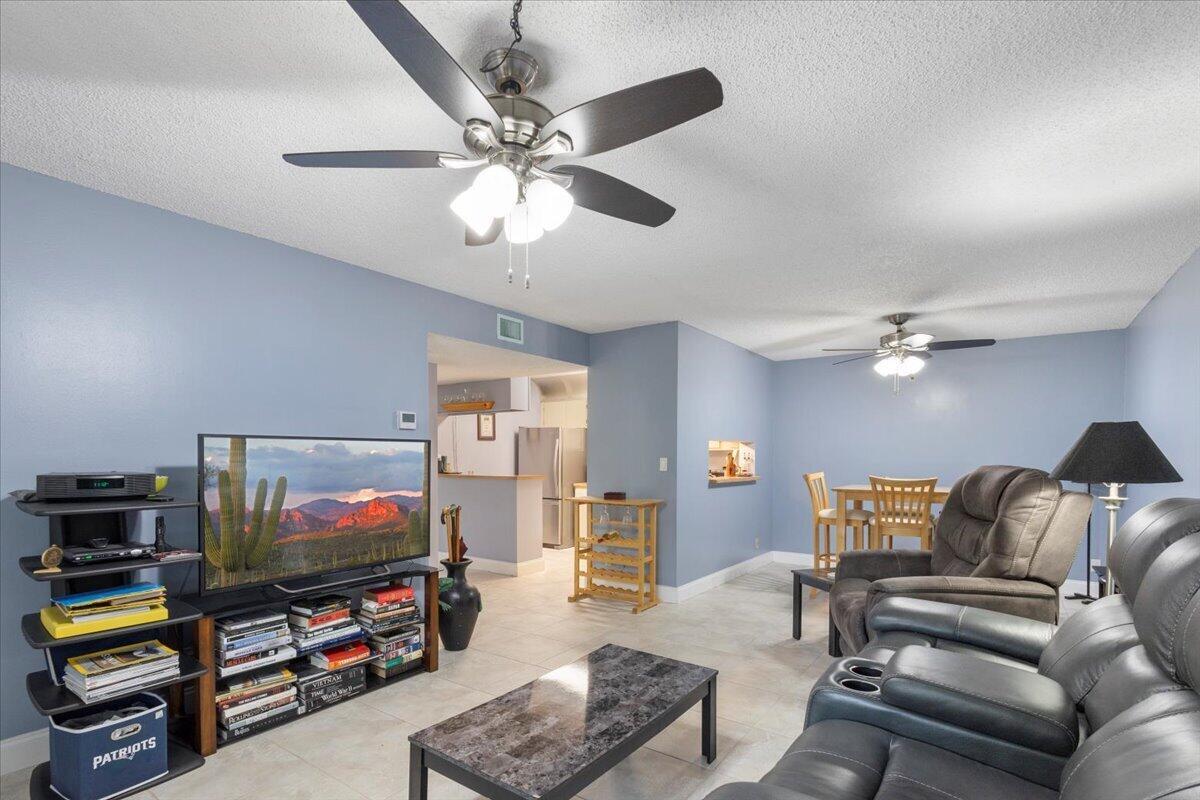 6559 Chasewood Drive C