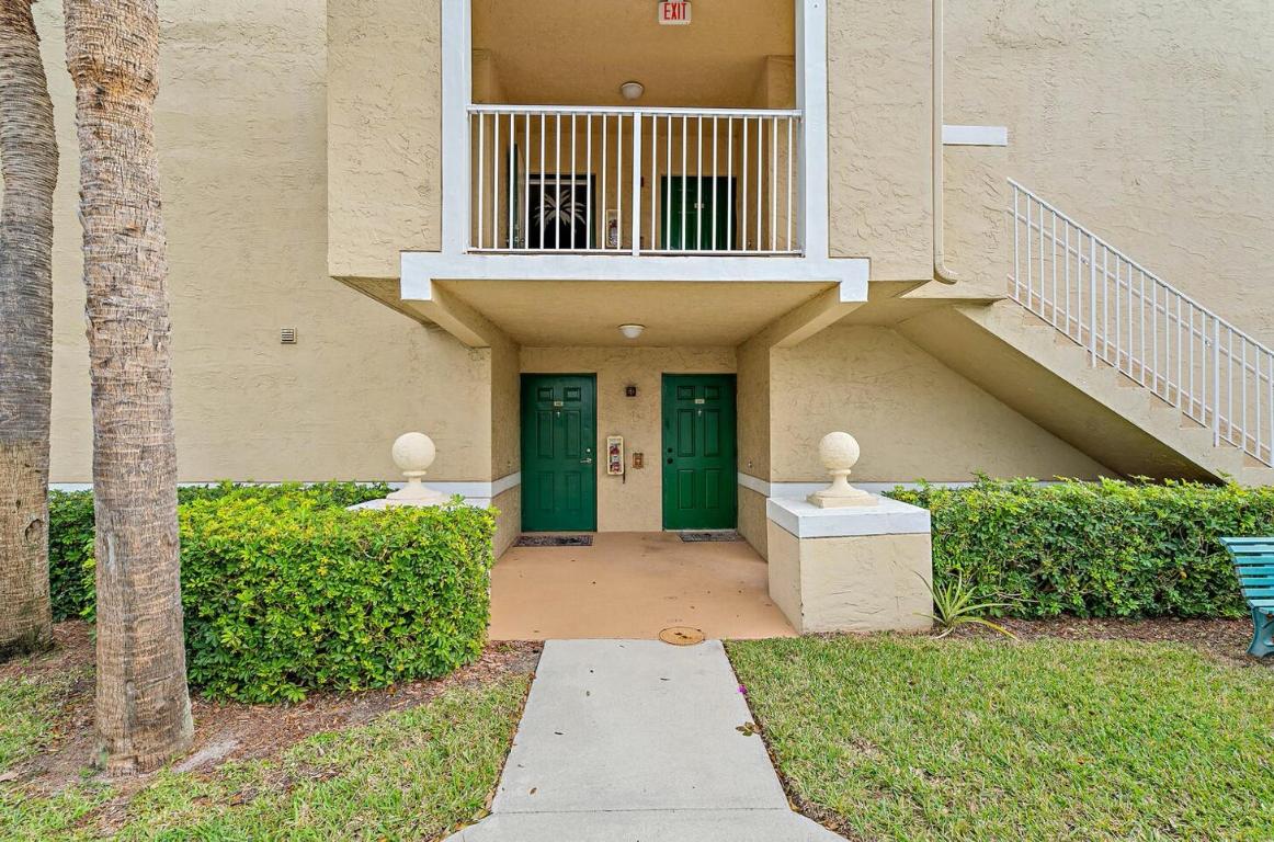 266 Village Boulevard 6102