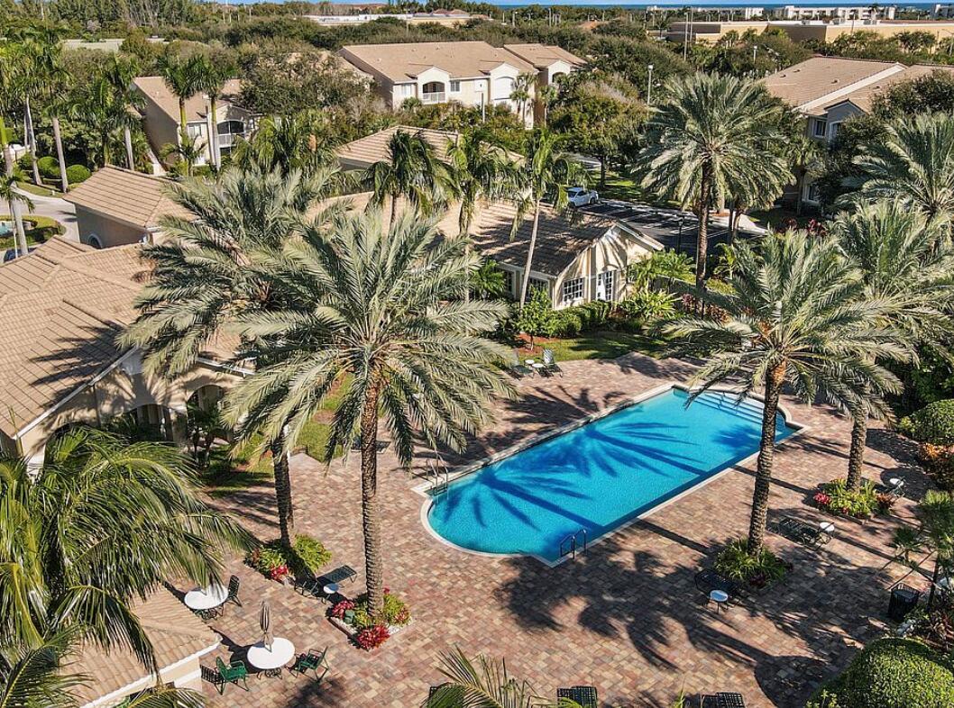 266 Village Boulevard 6102