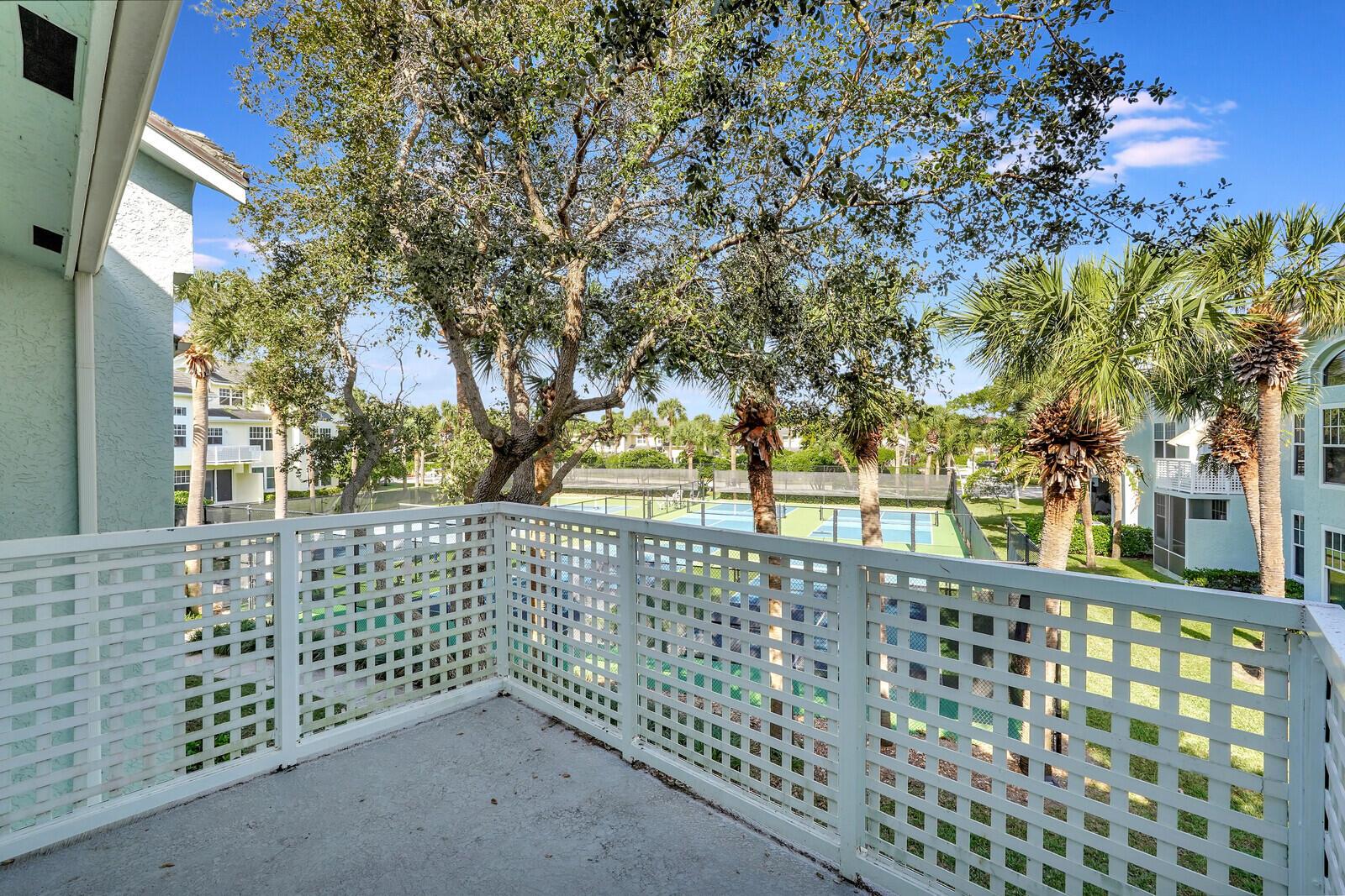 1805 Mainsail Circle