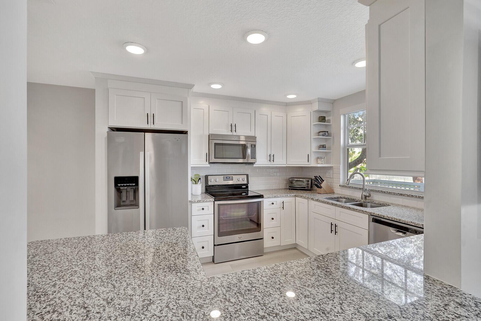 1805 Mainsail Circle