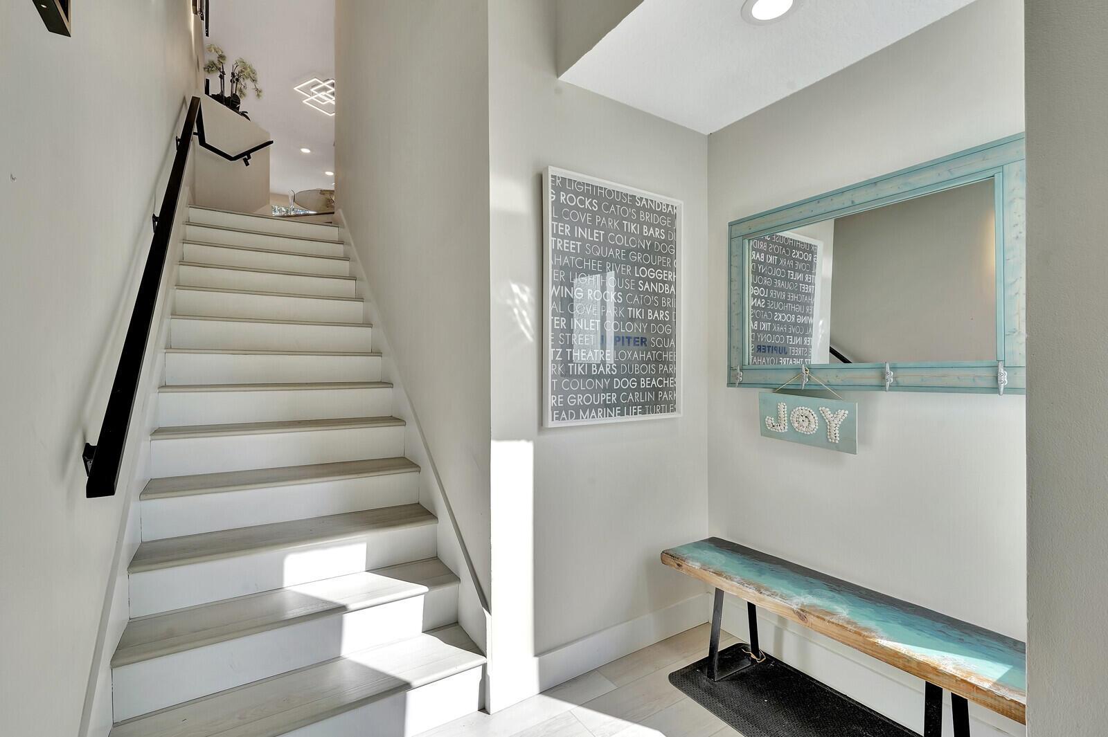 1805 Mainsail Circle