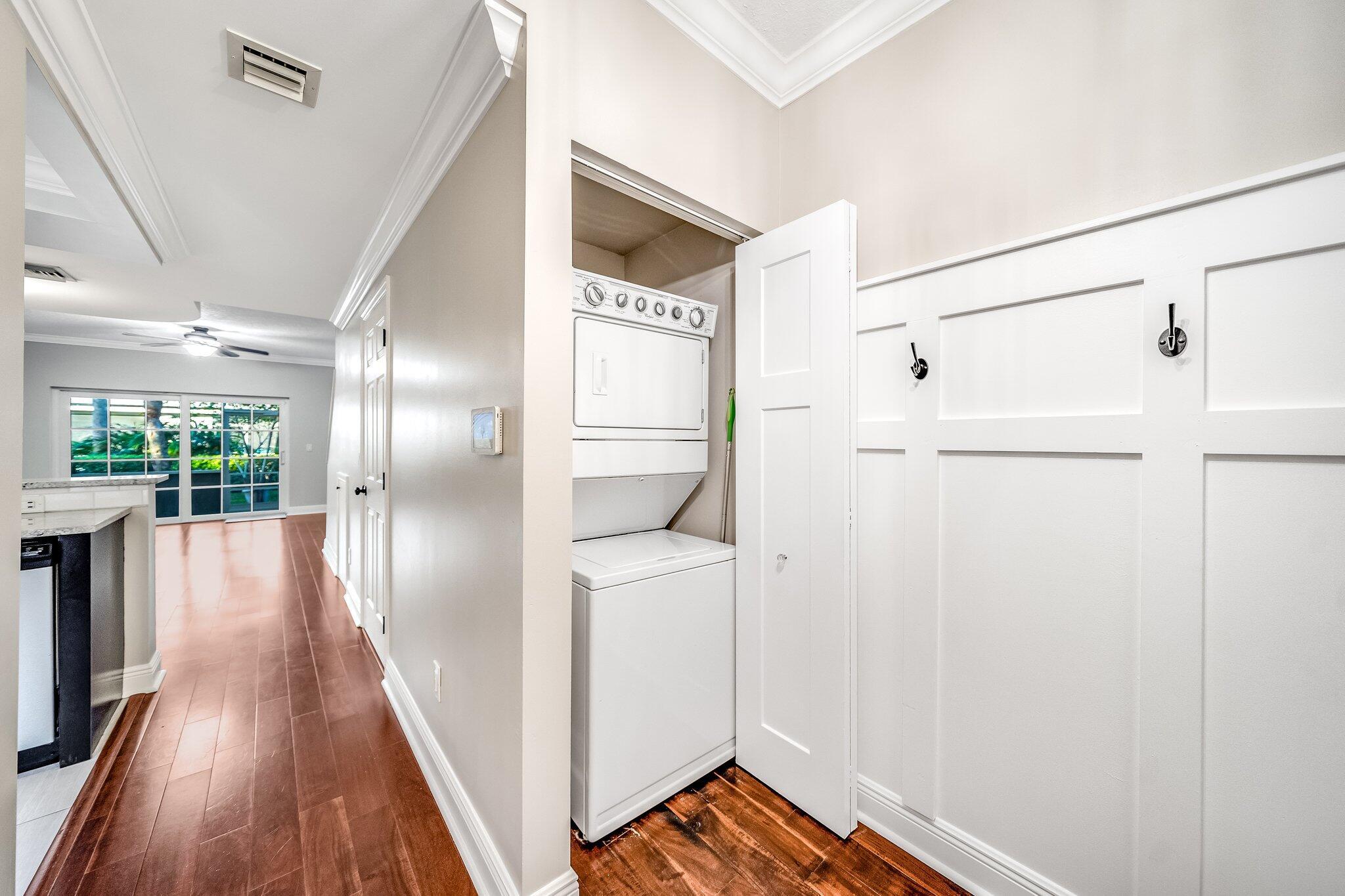 5535 Pageant Place 14