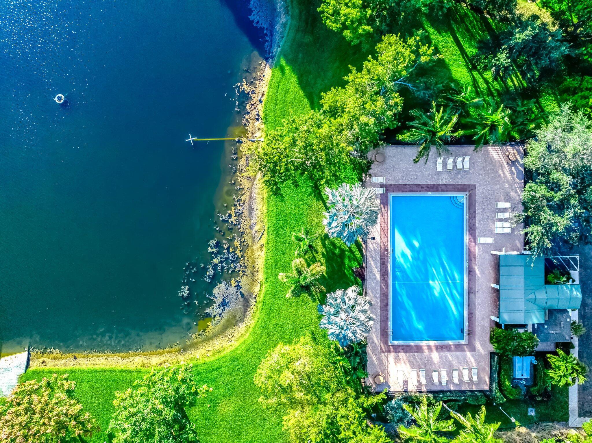 5535 Pageant Place 14