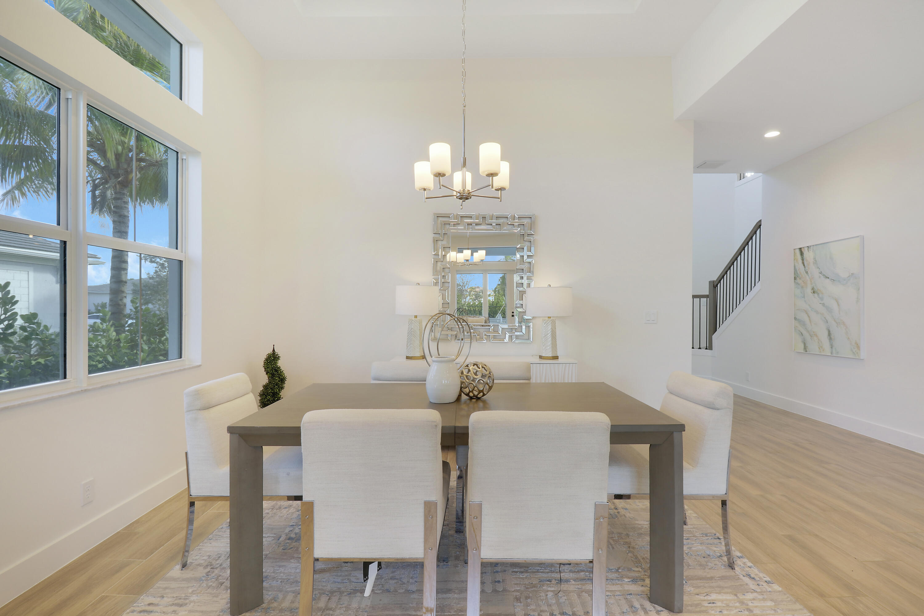 9194 Crestview Circle