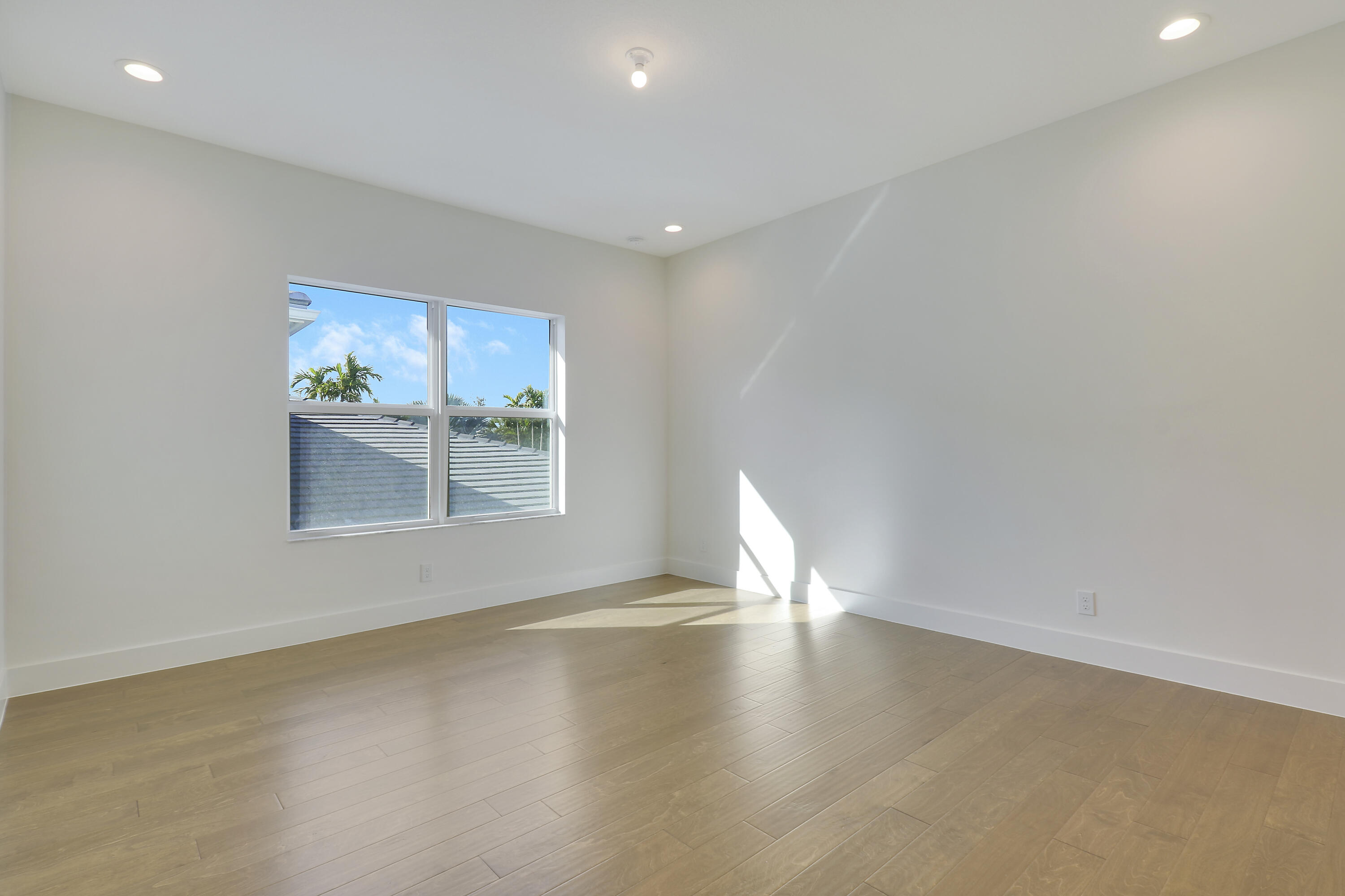 9194 Crestview Circle