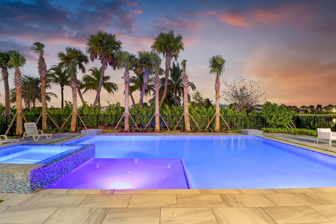 9194 Crestview Circle