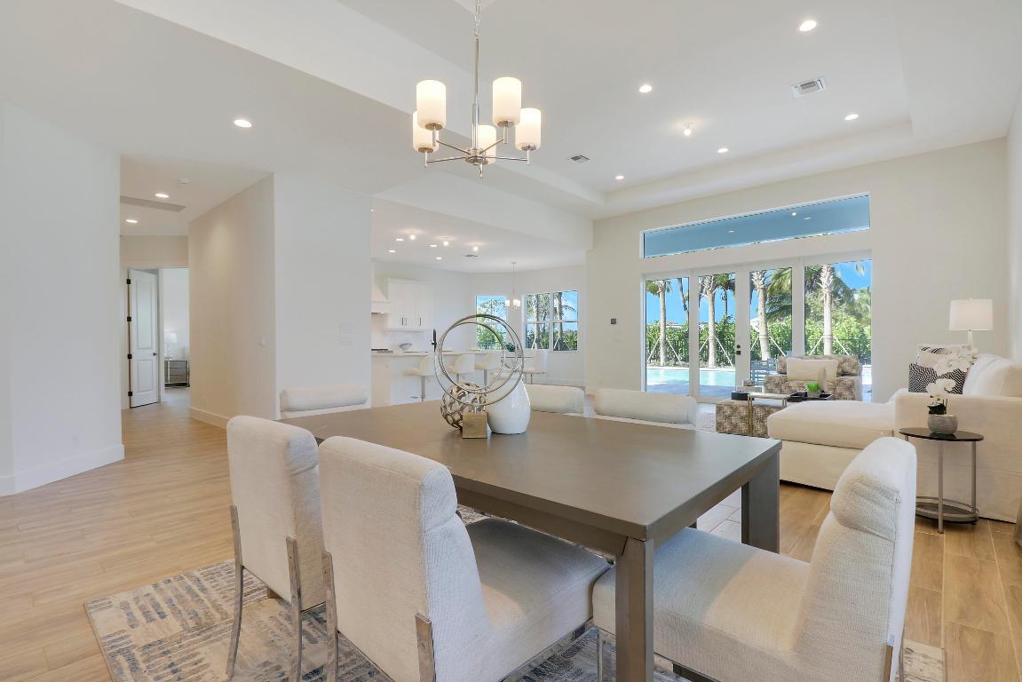 9194 Crestview Circle