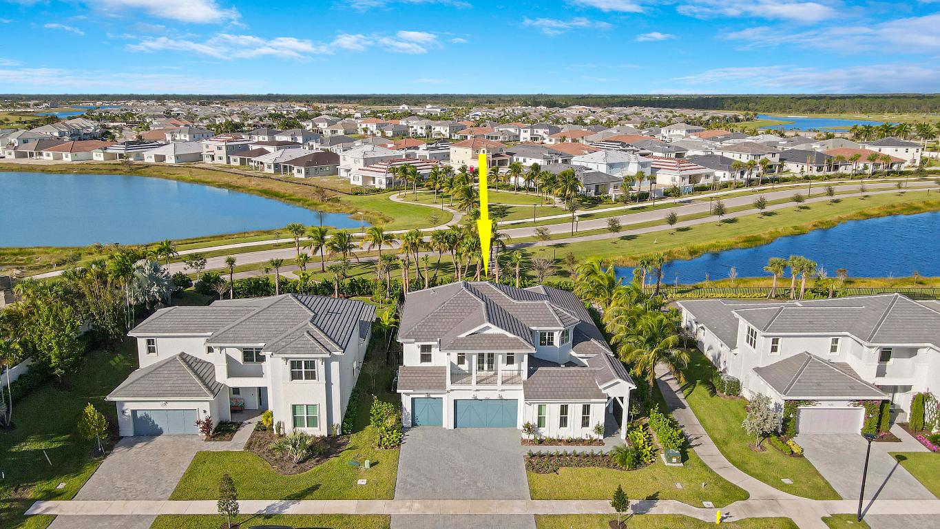 9194 Crestview Circle