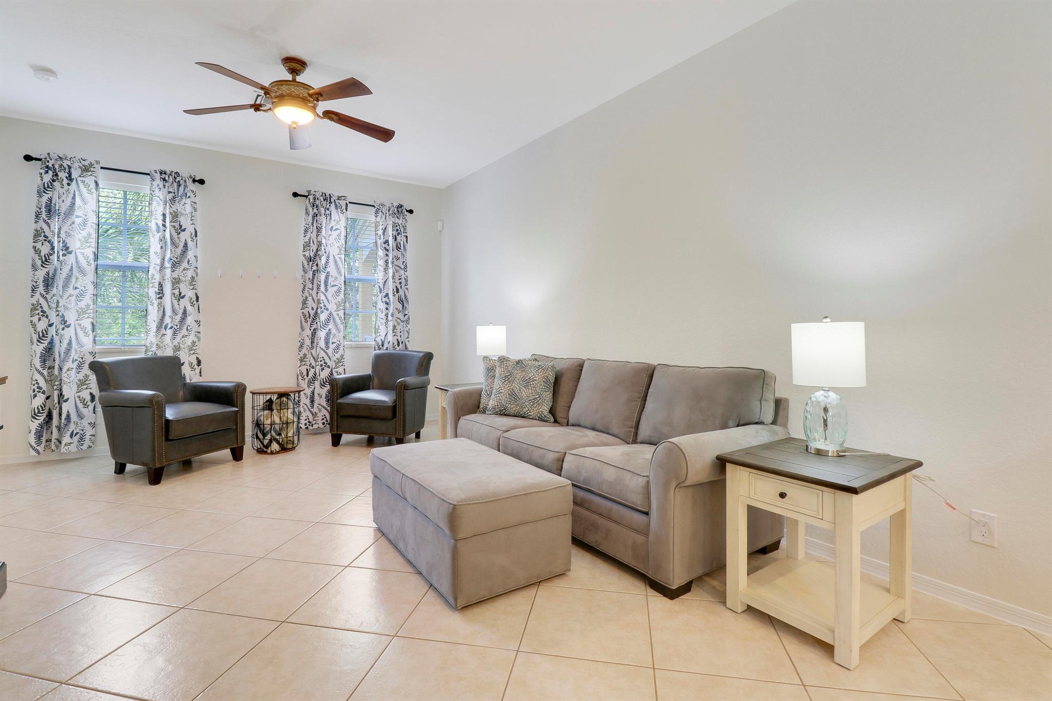 123 E Thatch Palm Circle