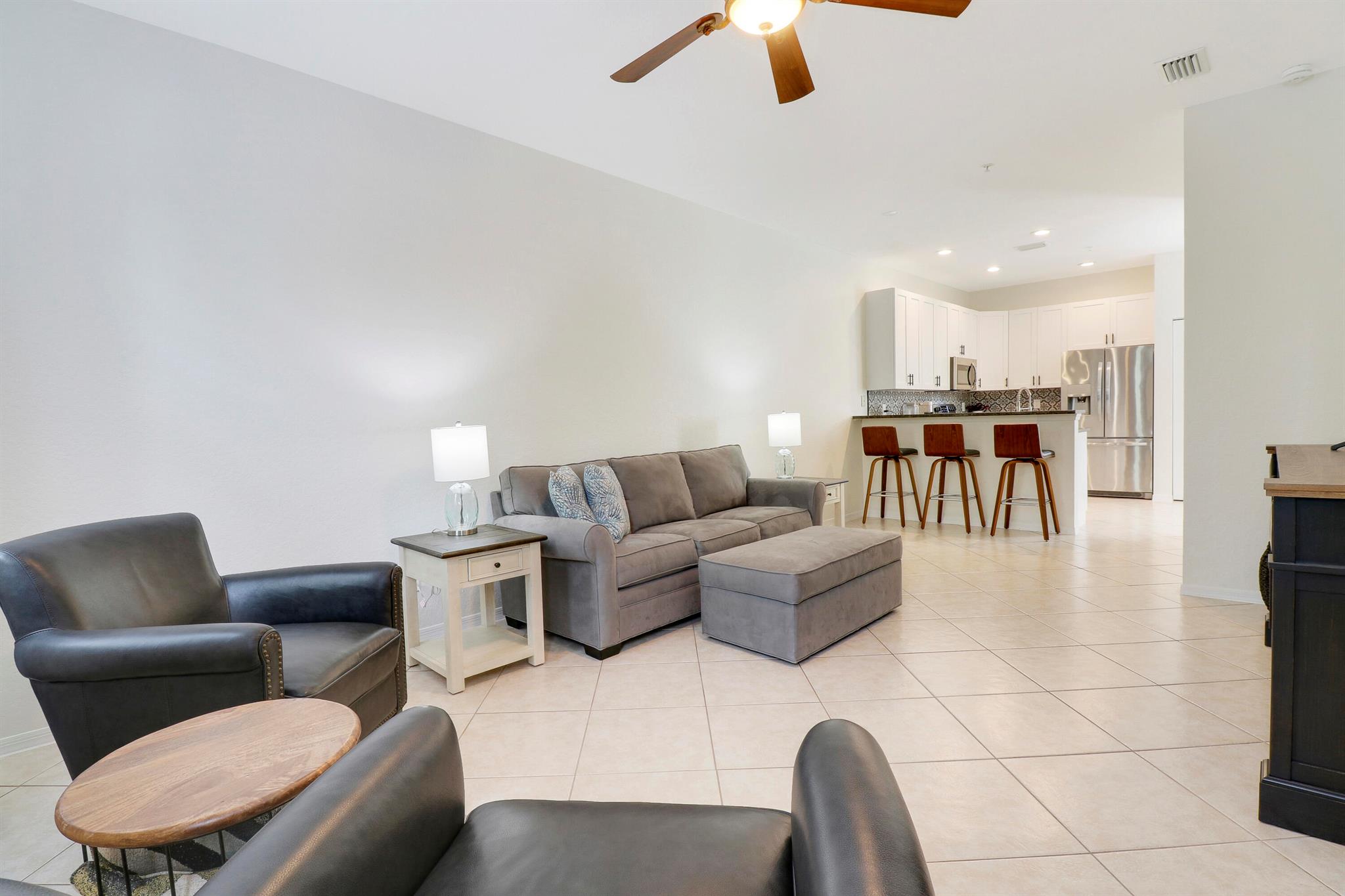 123 E Thatch Palm Circle