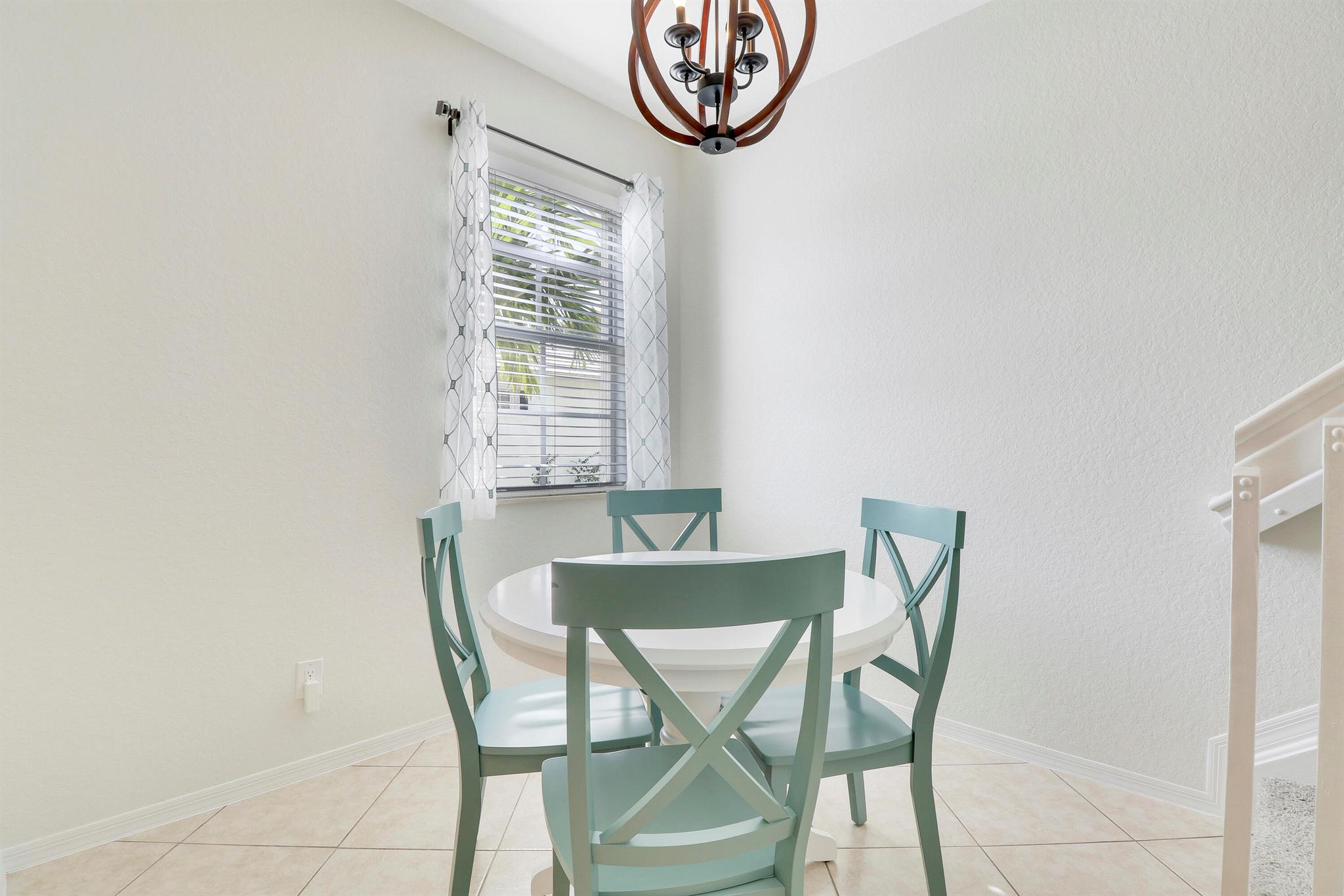 123 E Thatch Palm Circle