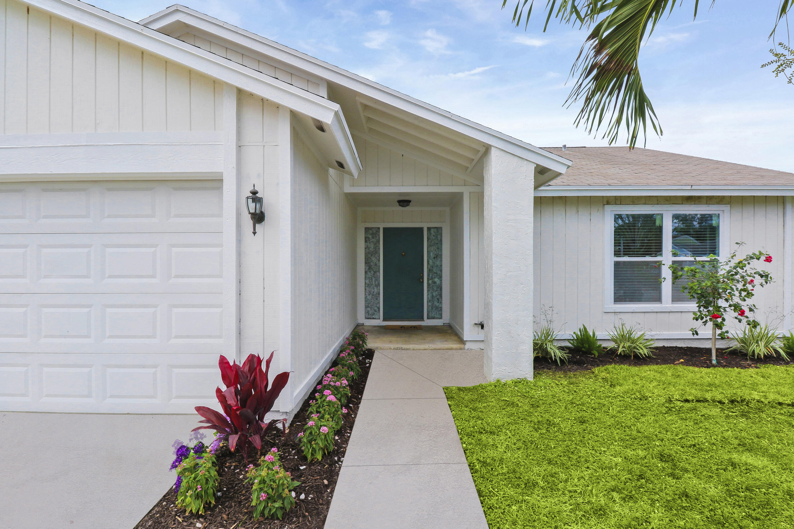 107 Greenbriar Drive Drive