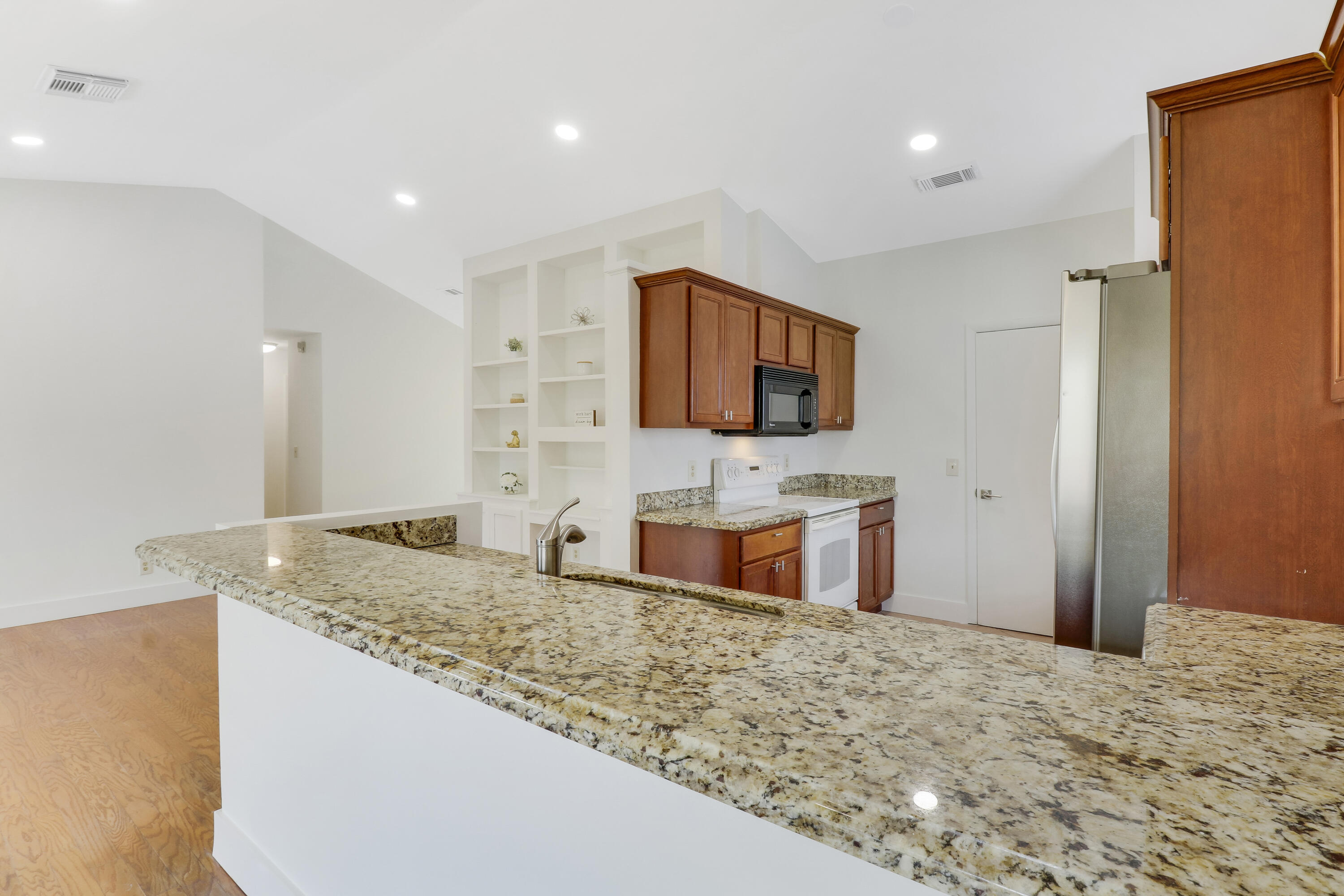 107 Greenbriar Drive Drive