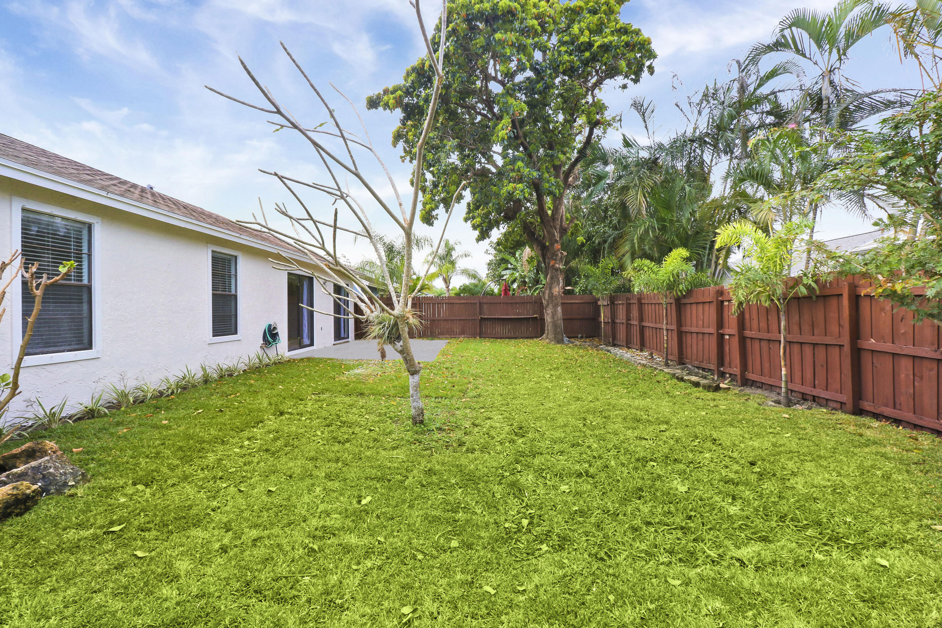 107 Greenbriar Drive Drive