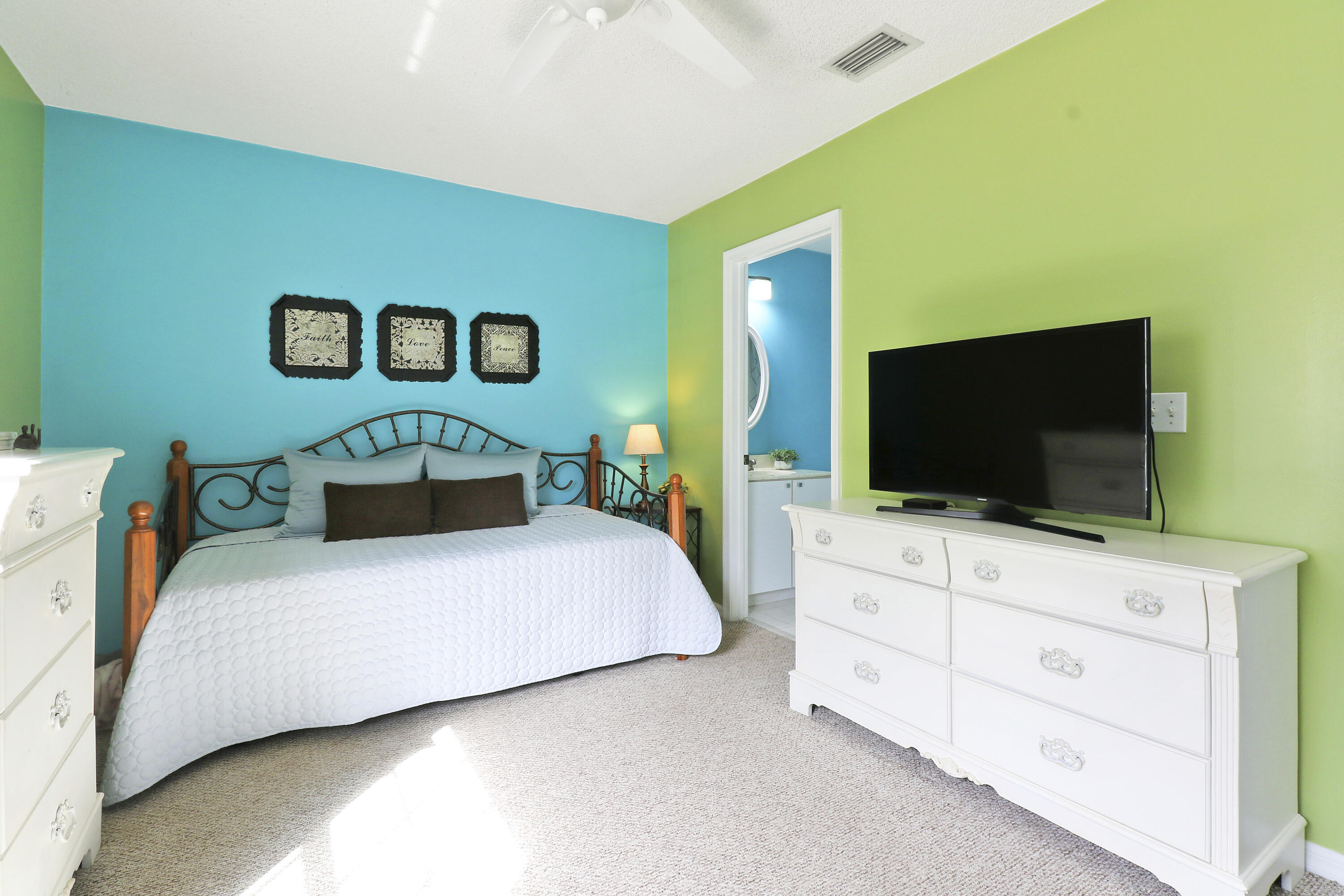 145 Timberwalk Trail