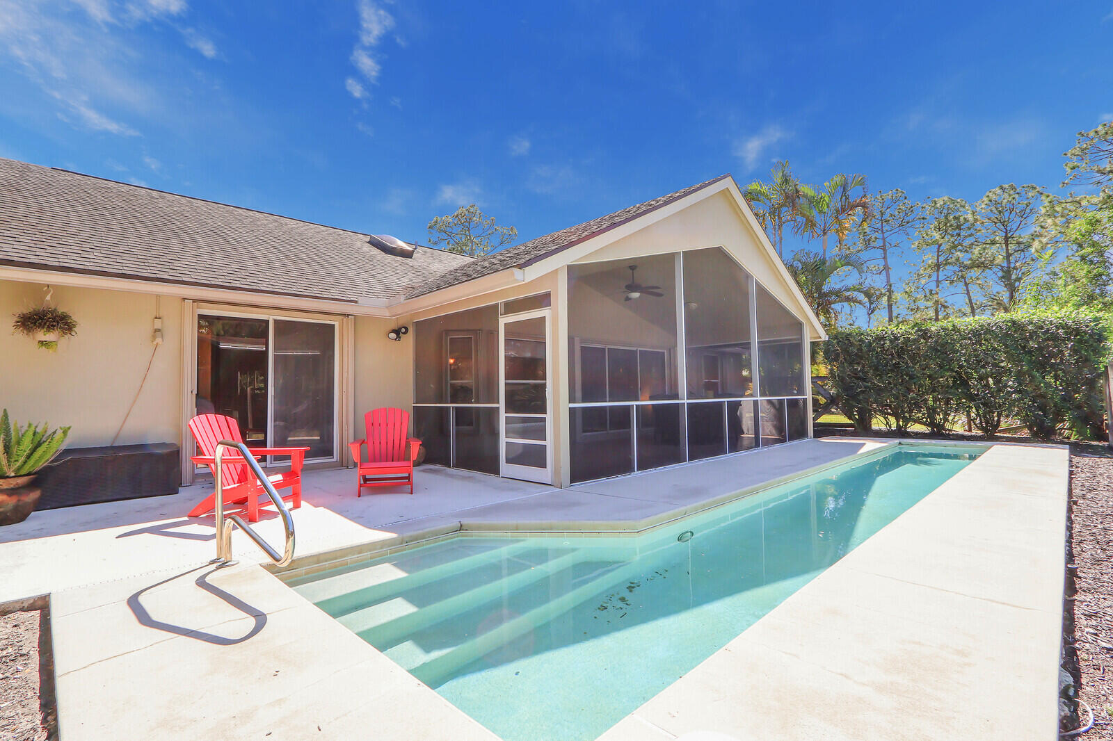 15595 Mellen Lane