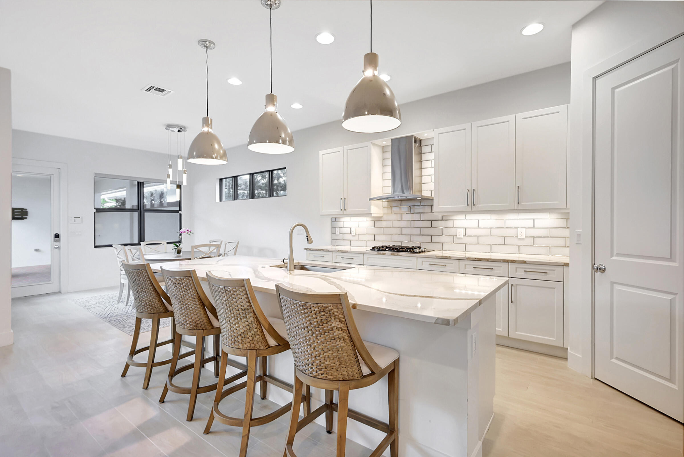 8055 Hobbes Way