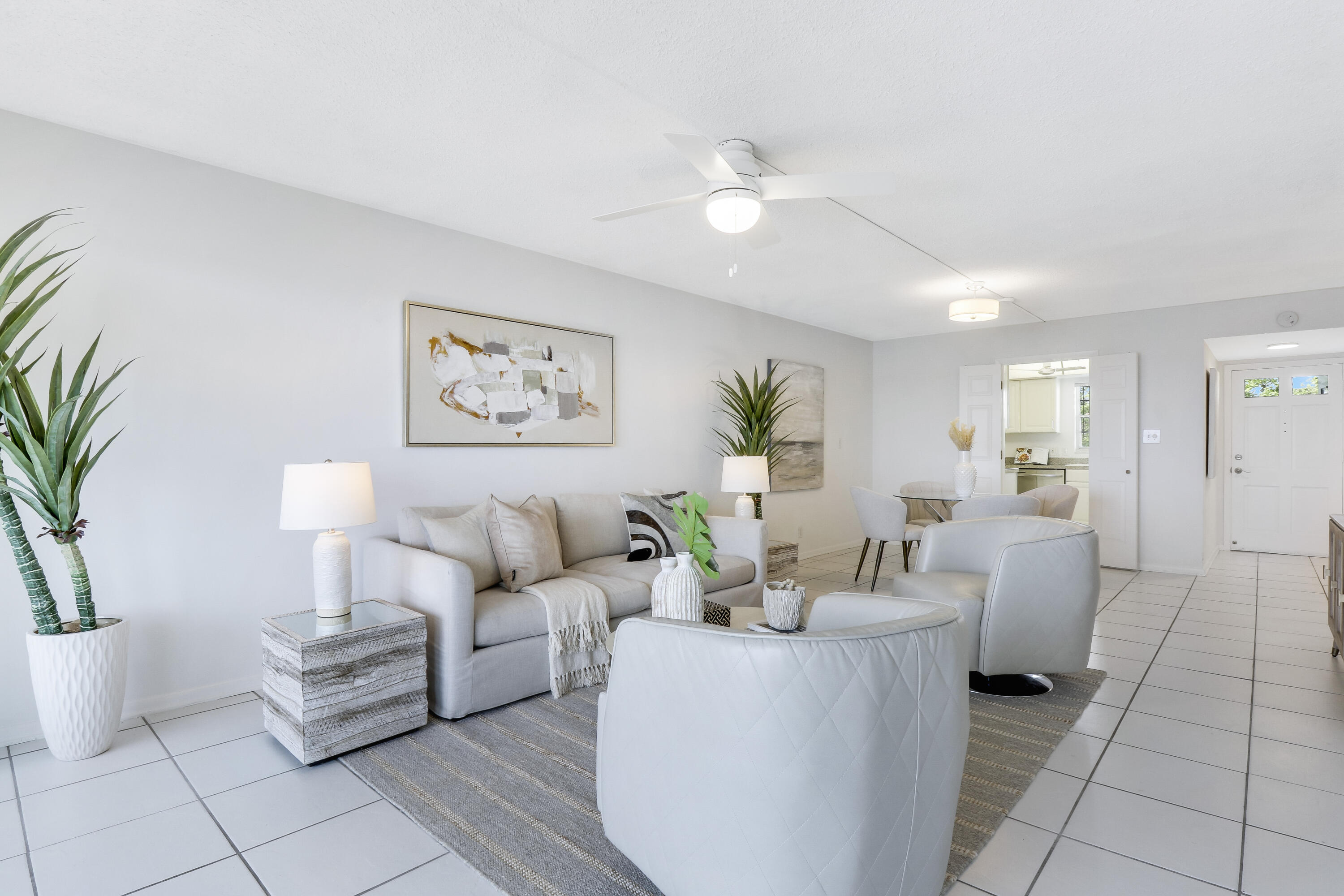 52 Yacht Club Drive 203