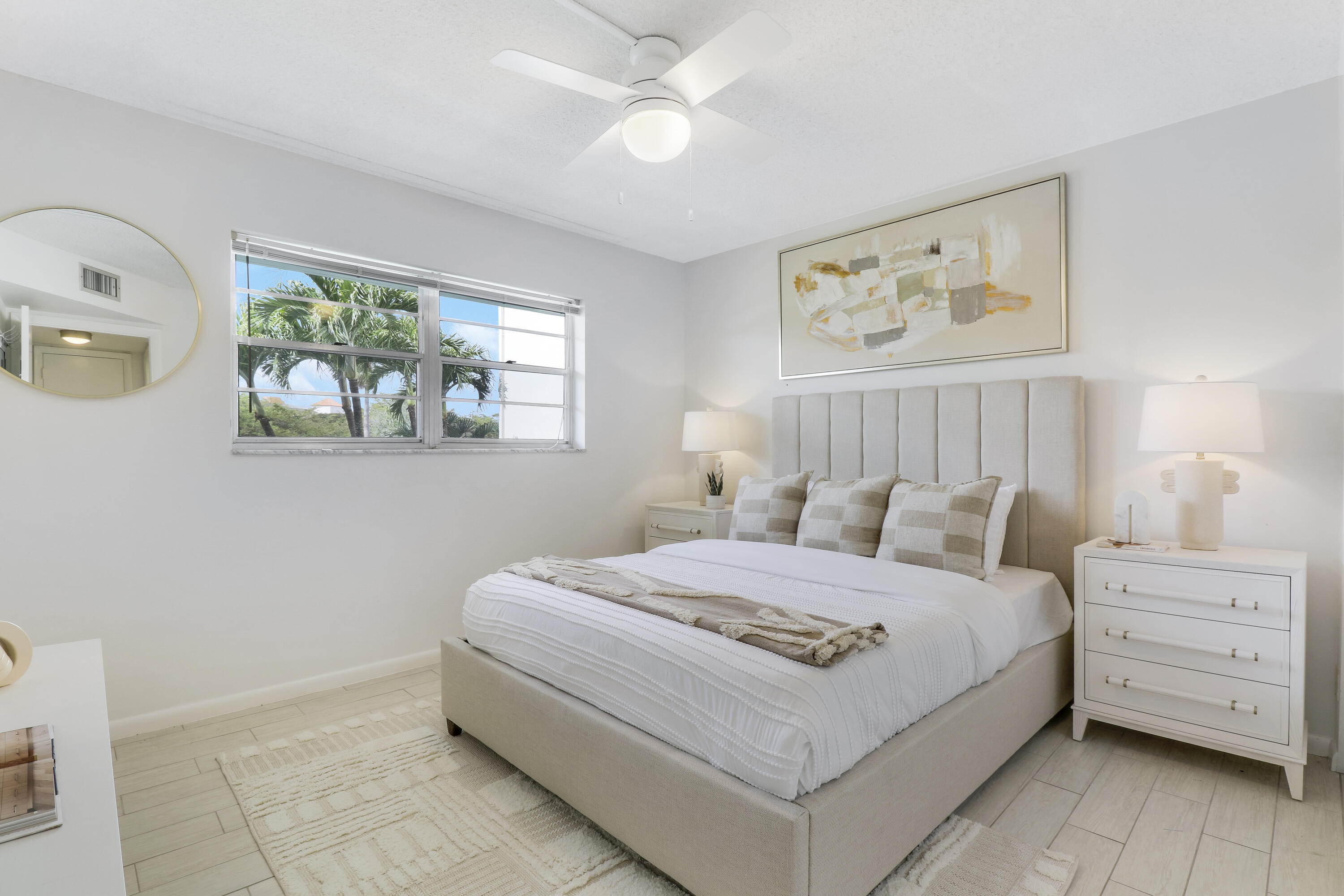 52 Yacht Club Drive 203