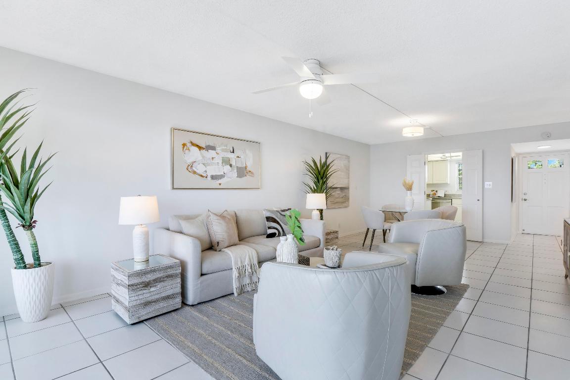 52 Yacht Club Drive 203