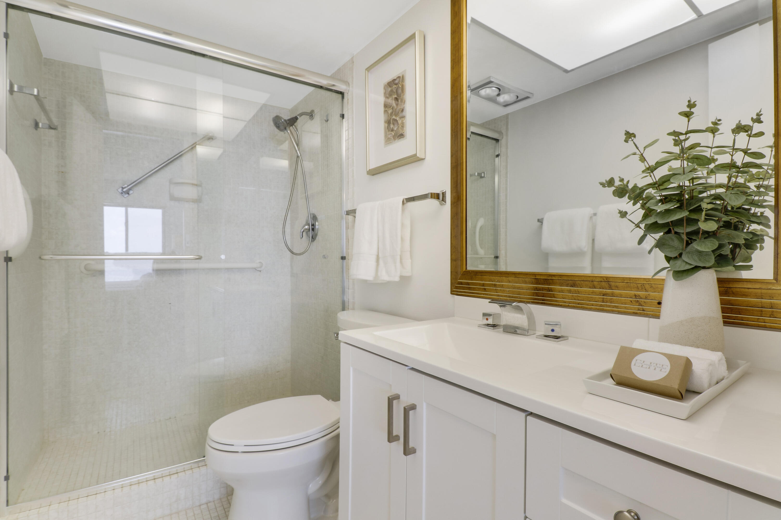 52 Yacht Club Drive 203