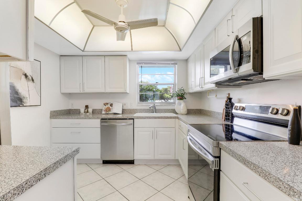 52 Yacht Club Drive 203