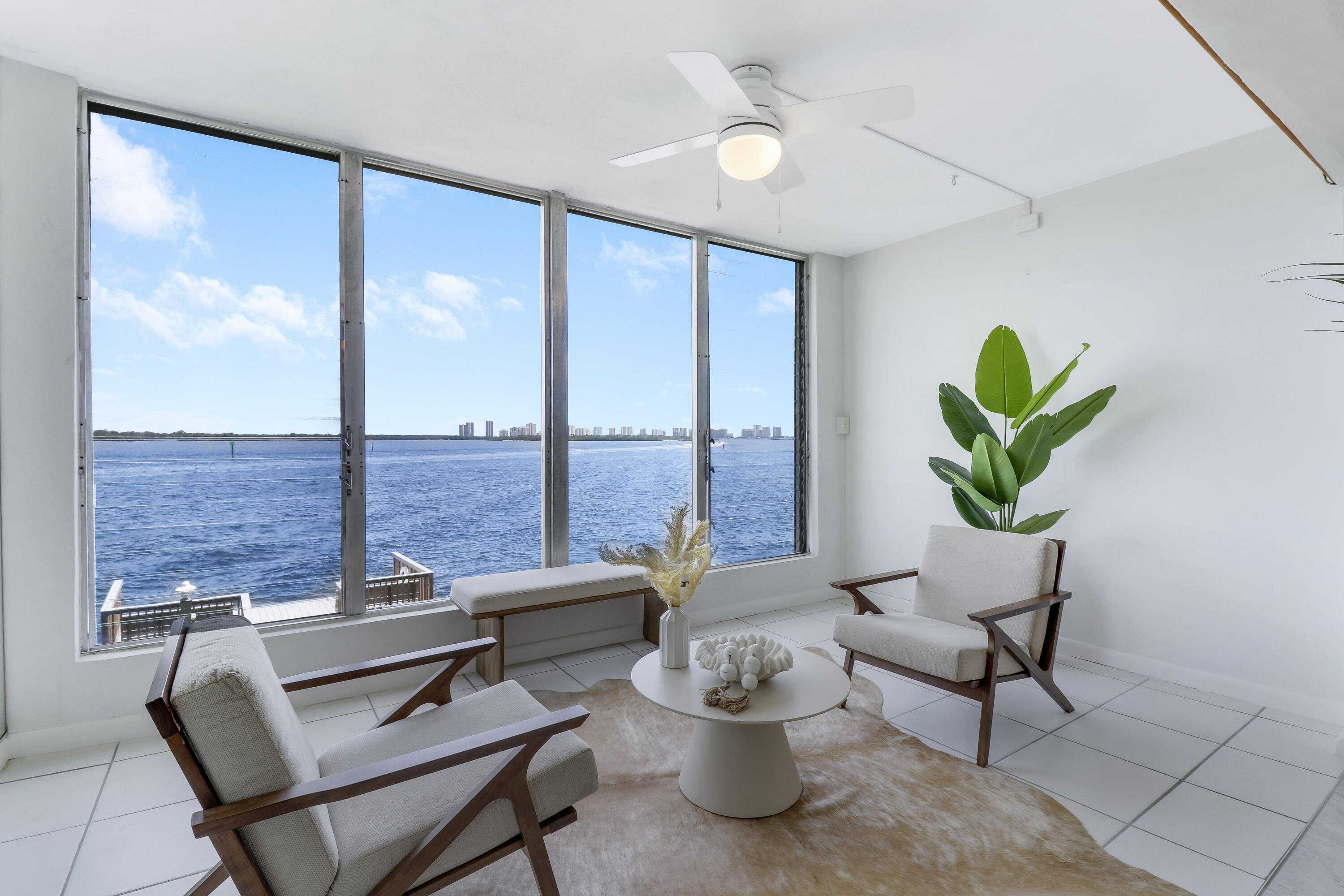 52 Yacht Club Drive 203