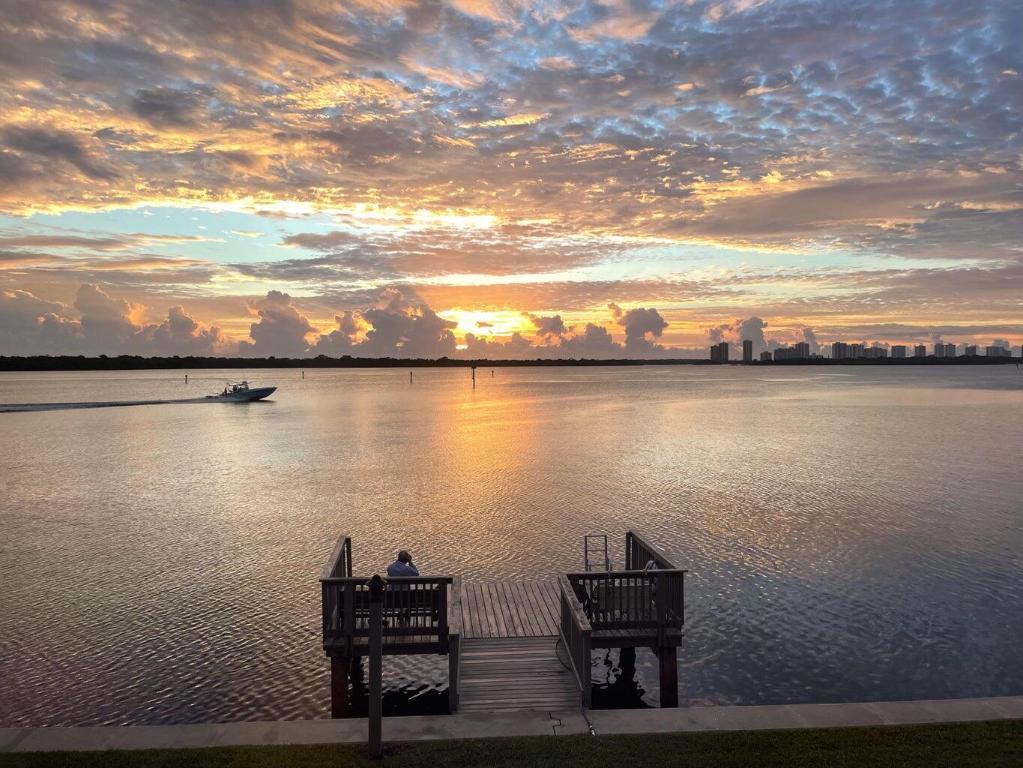 52 Yacht Club Drive 203