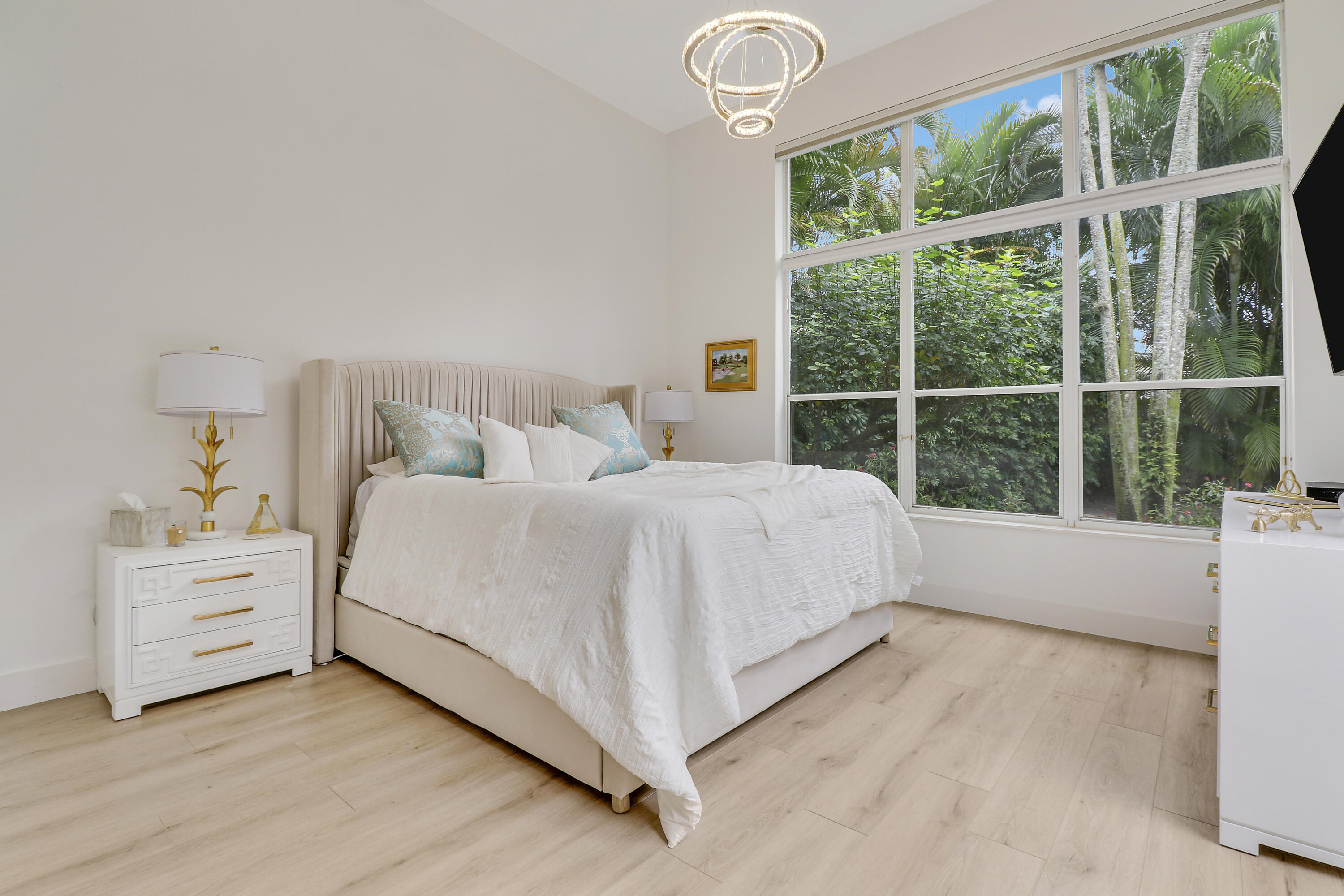 117 Sunset Bay Drive