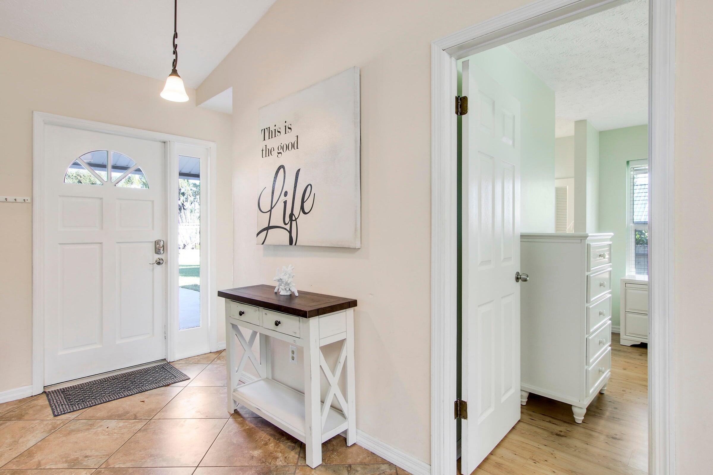 8148 SE Coconut Street