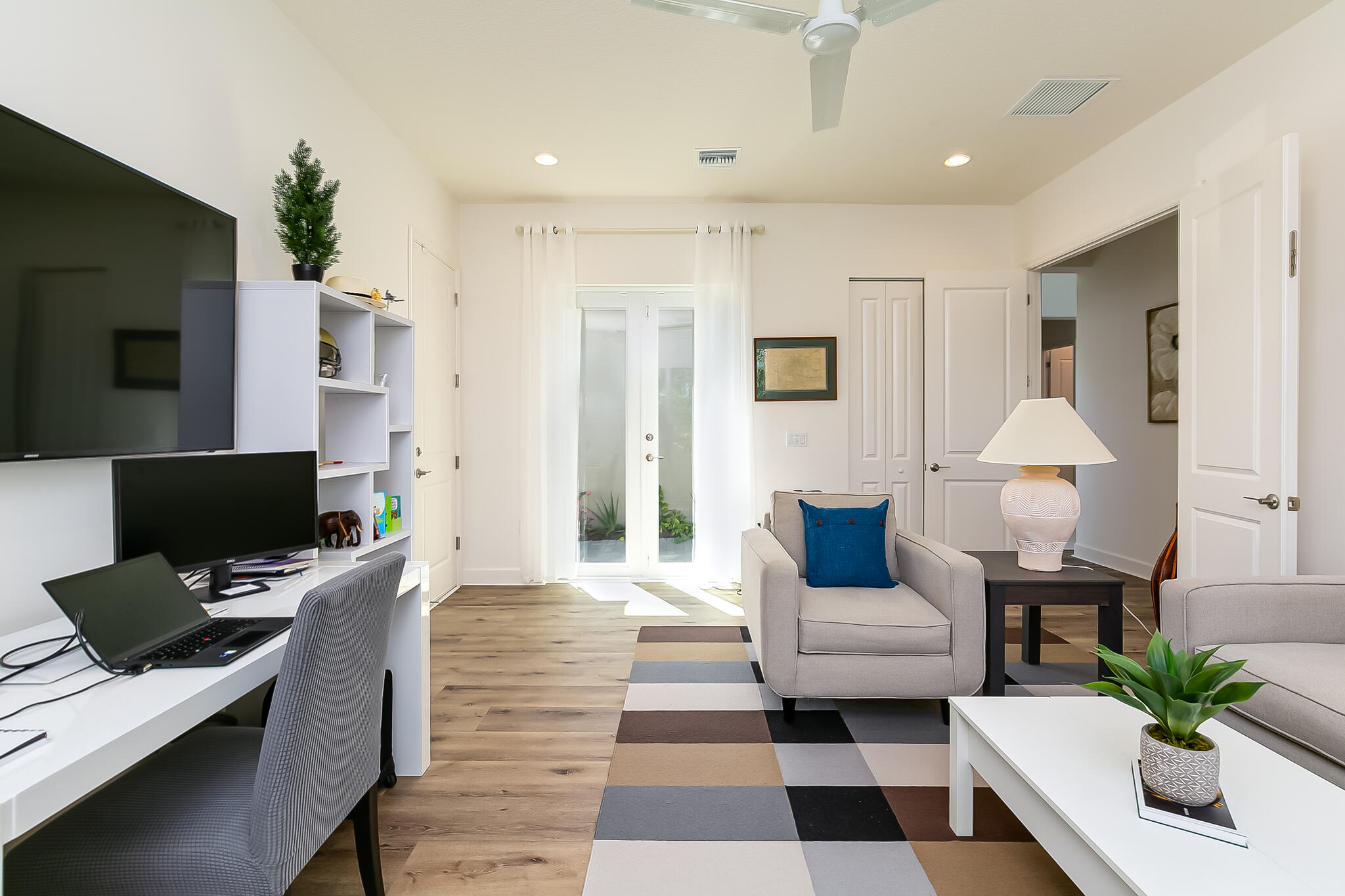 11950 SW Laguna Bay Parkway