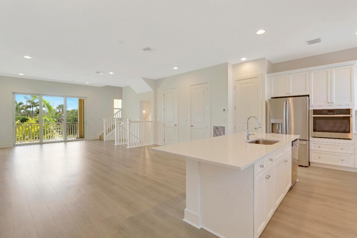 5143 Beckman Terrace